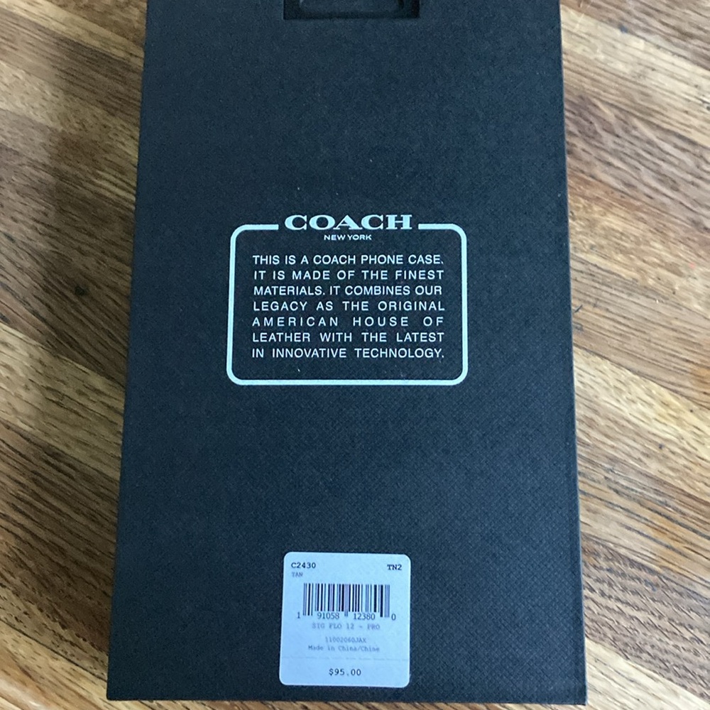 Unopened New Sealed  iPhone 12 12 Pro Coach Wallet Phone Case Tan Signature Le… - Picture 4 of 10